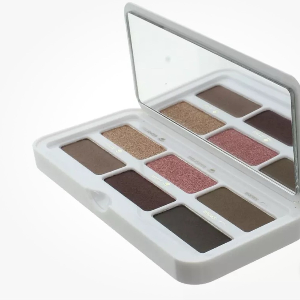 Clarins ready in a flash